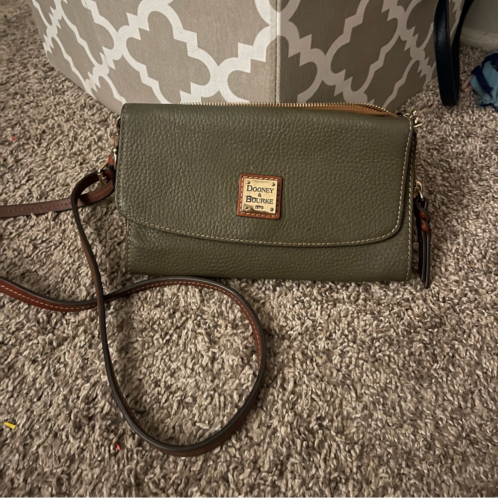 Dooney and Bourke Wallet Crossbody